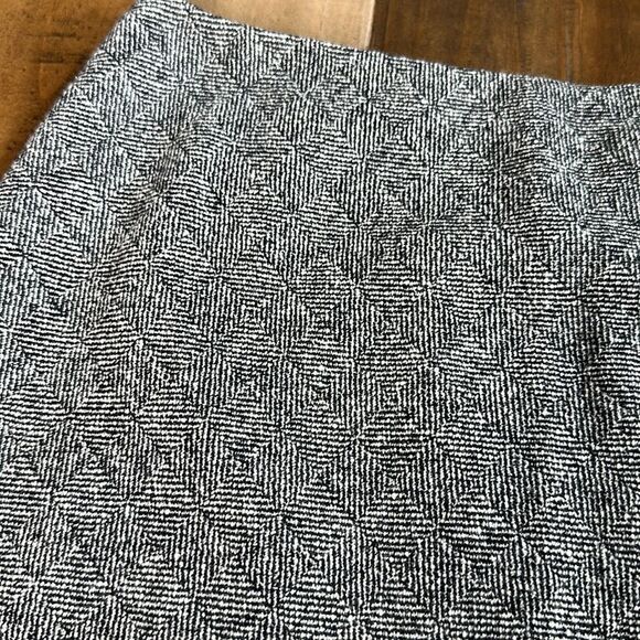 ANN TAYLOR Pencil skirt     Petites 6P - Picture 9 of 9